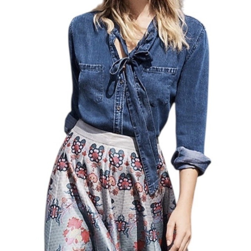 RAILS Shirt Women's Small Blue CHAMBRAY Long Sleeve Button Front‎ Career Formal